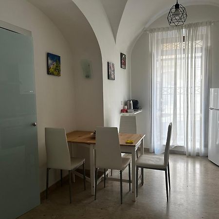 카타니아 G House 100 아파트 외부 사진